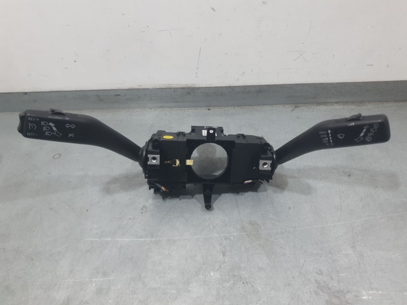 Recambio de mando luces y limpia para seat toledo iv (kg3) 1.6 tdi referencia OEM IAM 6RA953521M  
