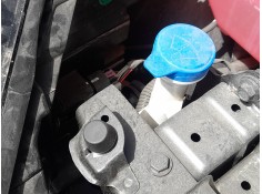 Recambio de deposito limpia para mg mg 4 (eh32) ev referencia OEM IAM 11204857  