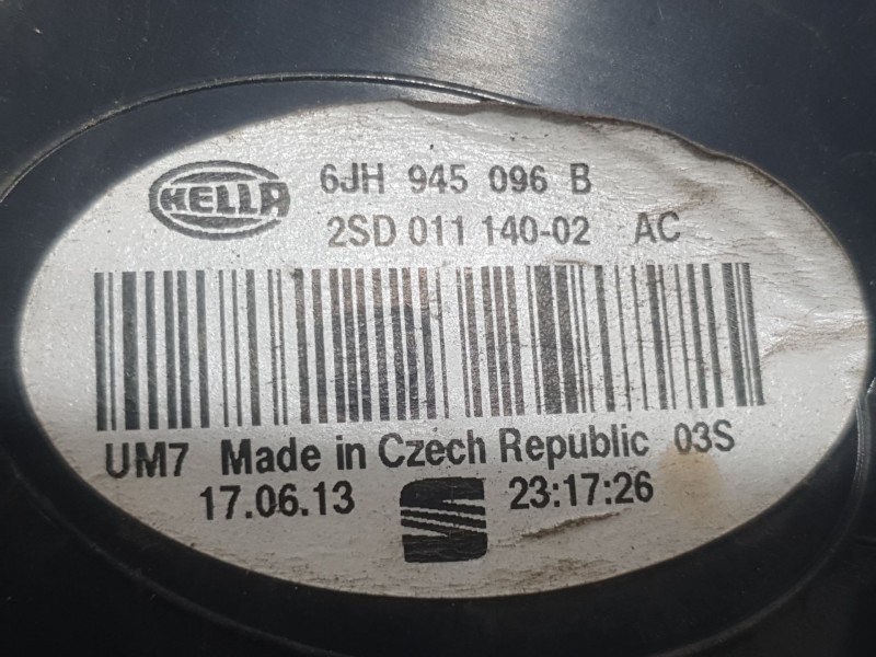 Recambio de piloto trasero derecho exterior para seat toledo iv (kg3) 1.6 tdi referencia OEM IAM 6JH945096B 2SD01114002AC HELLA