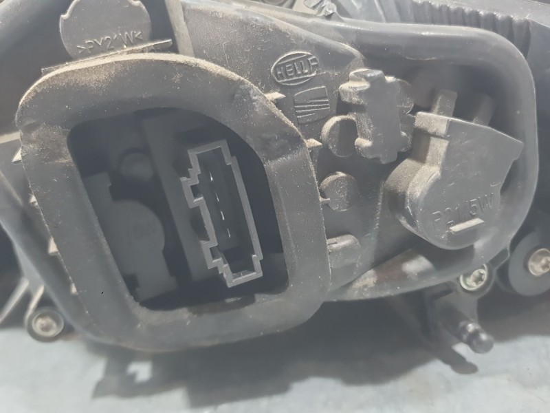 Recambio de piloto trasero izquierdo exterior para seat toledo iv (kg3) 1.6 tdi referencia OEM IAM 6JH945095B 2SD01114001AC HELL