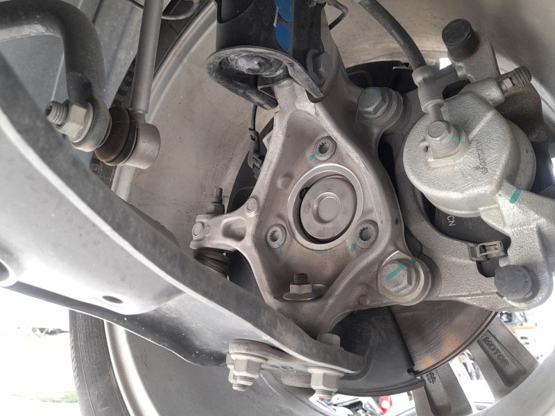 Recambio de mangueta delantera derecha para mg mg 4 (eh32) ev referencia OEM IAM 12902015  