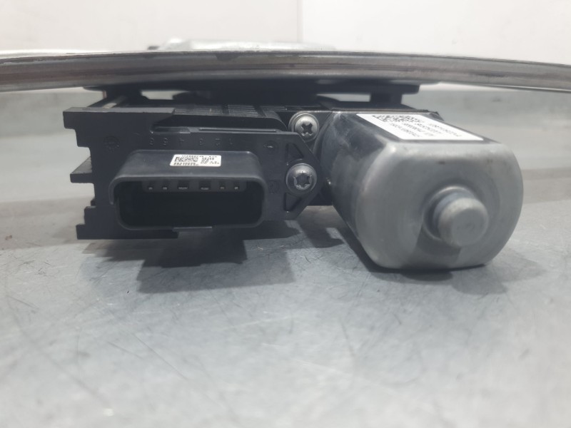 Recambio de elevalunas delantero izquierdo para dacia sandero iii 1.0 tce 90 referencia OEM IAM 807217905R  