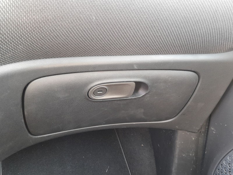 Recambio de guantera para smart forfour hatchback (453) electric drive / eq (453.091) referencia OEM IAM A45368025059J65  