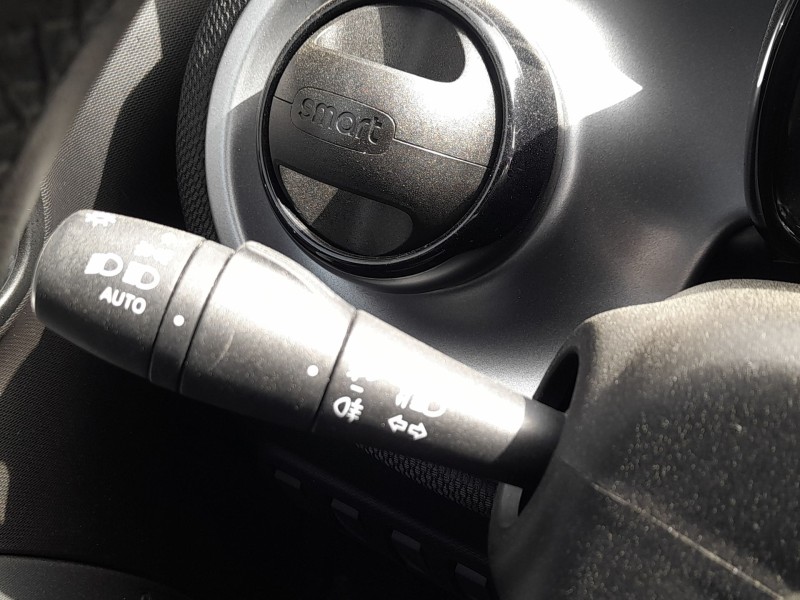 Recambio de mando luces y limpia para smart forfour hatchback (453) electric drive / eq (453.091) referencia OEM IAM A4535454900