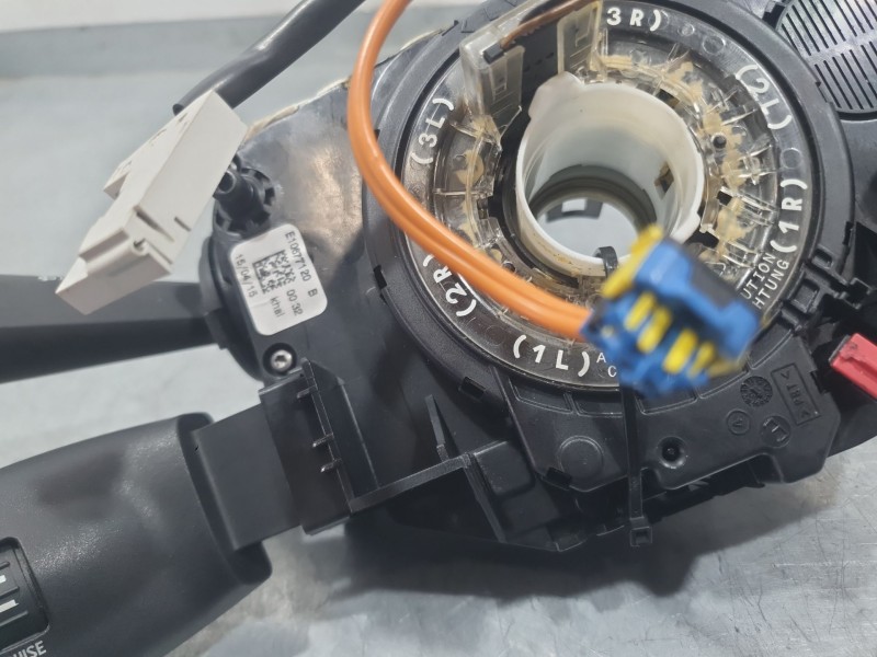 Recambio de mando luces y limpia para peugeot 208 i (ca_, cc_) 1.4 hdi referencia OEM IAM 98081771ZD 83076Z02 VALEO