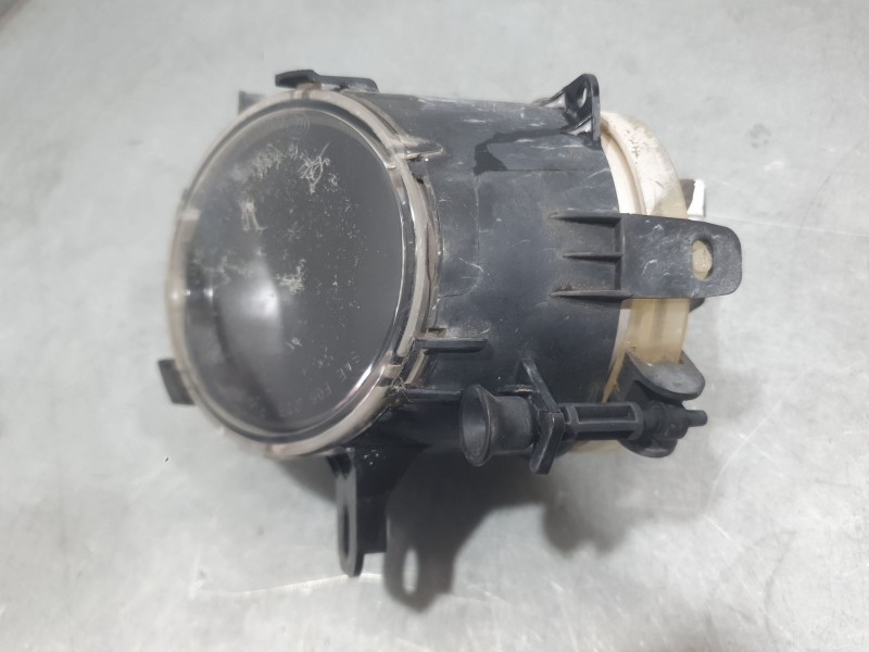 Recambio de faro antiniebla derecho para opel meriva b monospace (s10) 1.7 cdti (75) referencia OEM IAM 13253626  