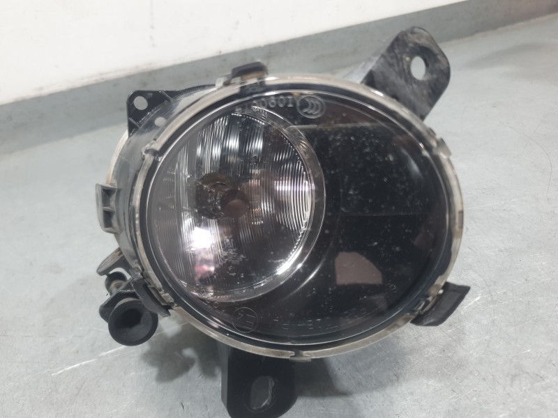 Recambio de faro antiniebla izquierdo para opel meriva b monospace (s10) 1.7 cdti (75) referencia OEM IAM 13253625  