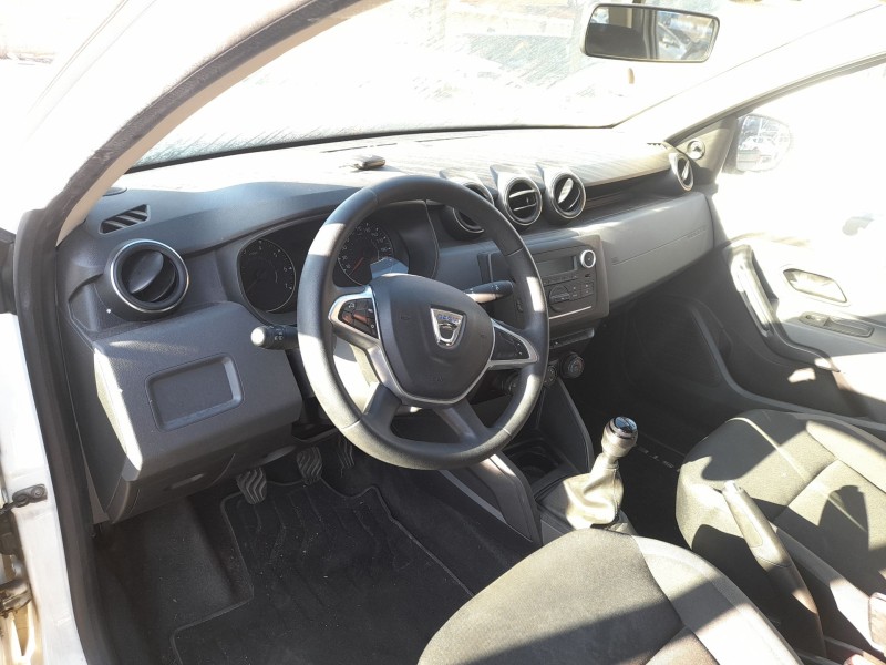 dacia duster (hm_) del año 2020