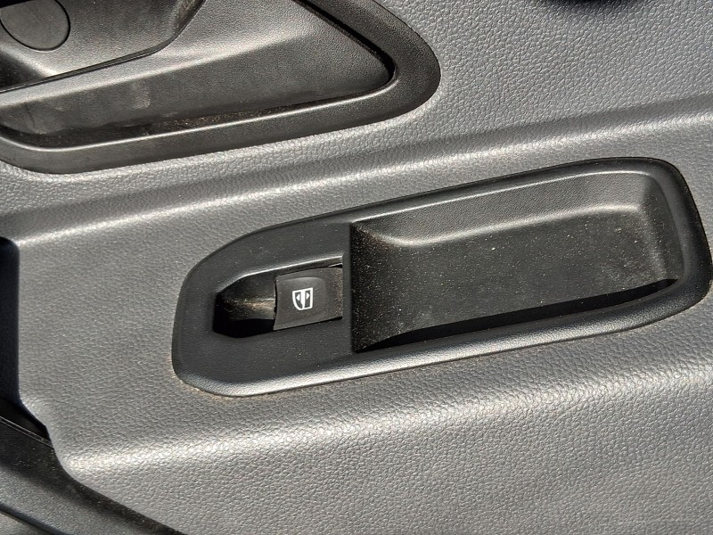 Recambio de mando elevalunas delantero derecho para dacia duster (hm_) 1.0 tce 100 (hmmt) referencia OEM IAM 254217475R  