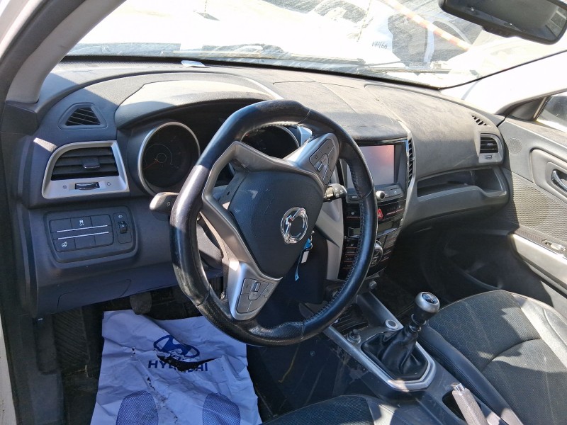 ssangyong tivoli del año 2016