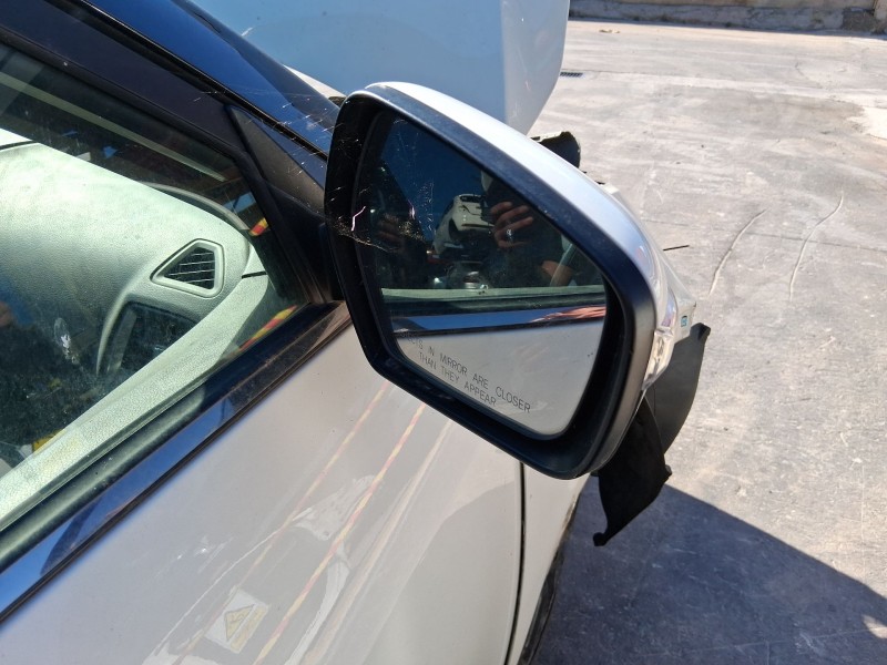 Recambio de retrovisor derecho para ssangyong tivoli 1.6 xdi 160 referencia OEM IAM 78960352A0 ELECTRICO 