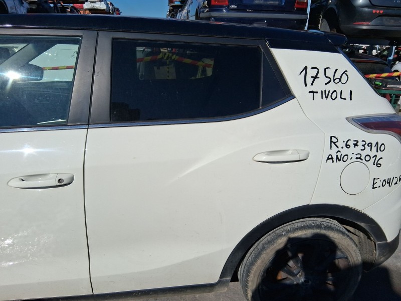 Recambio de puerta trasera izquierda para ssangyong tivoli 1.6 xdi 160 referencia OEM IAM 6301135002  