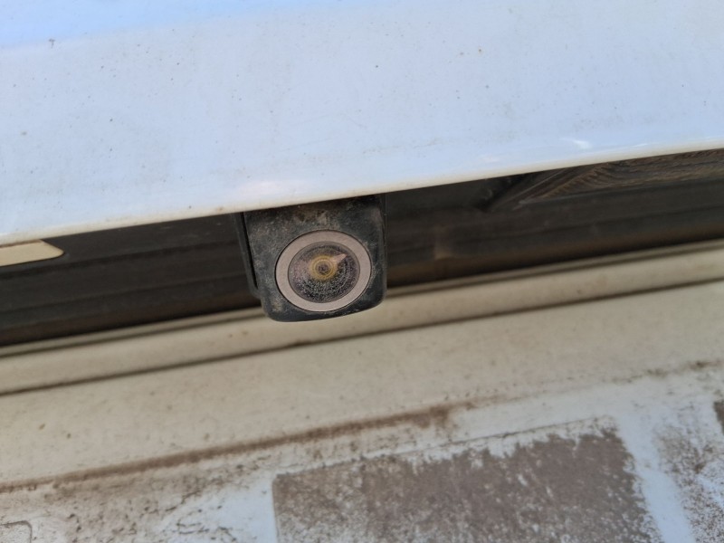 Recambio de camara vision trasera para ssangyong tivoli 1.6 xdi 160 referencia OEM IAM 8921037010  