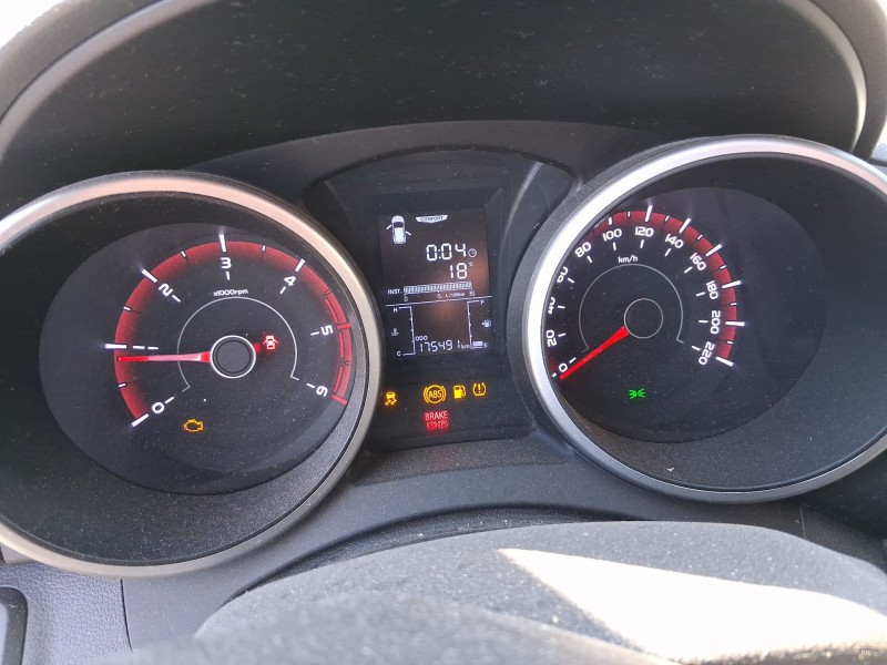 Recambio de cuadro instrumentos para ssangyong tivoli 1.6 xdi 160 referencia OEM IAM 8025035080  