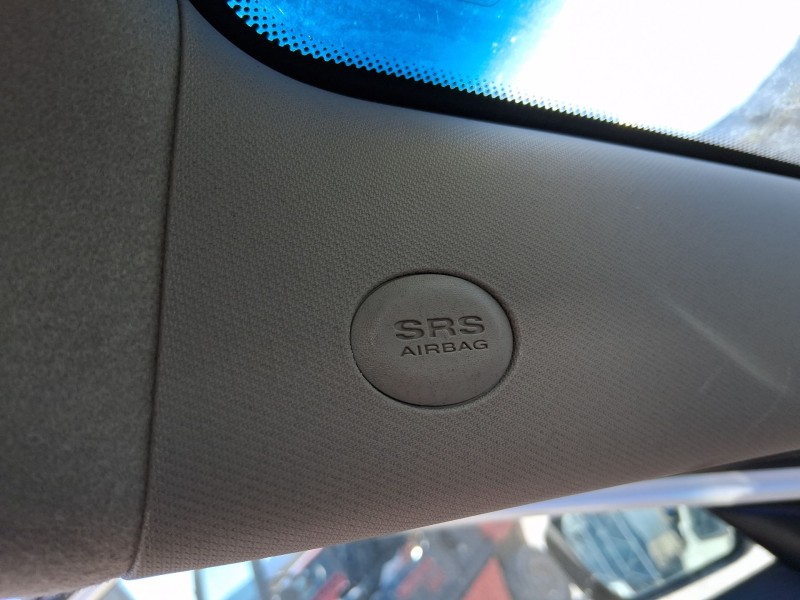 Recambio de airbag cortina delantero izquierdo para ssangyong tivoli 1.6 xdi 160 referencia OEM IAM 8621035000  