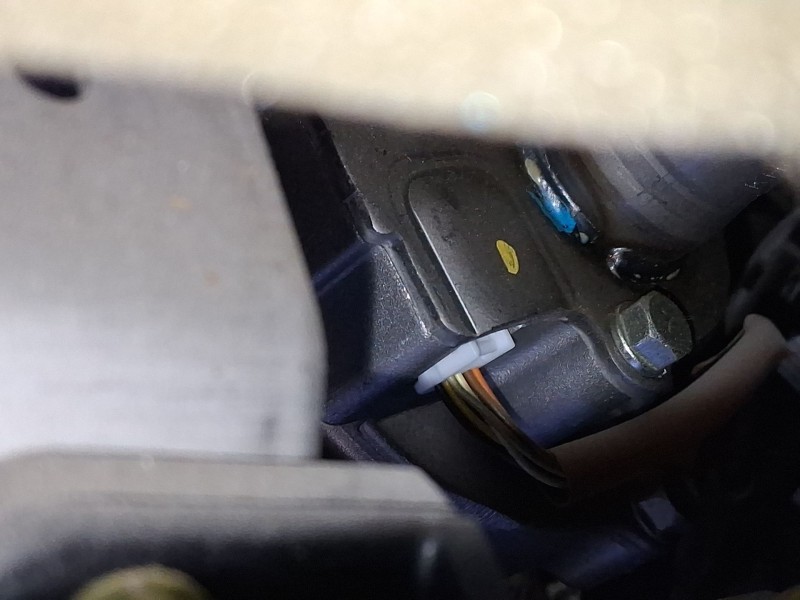 Recambio de columna direccion para ssangyong tivoli 1.6 xdi 160 referencia OEM IAM 4621035900  