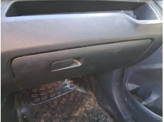 Recambio de guantera para ssangyong tivoli 1.6 xdi 160 referencia OEM IAM 7772035101LBH  