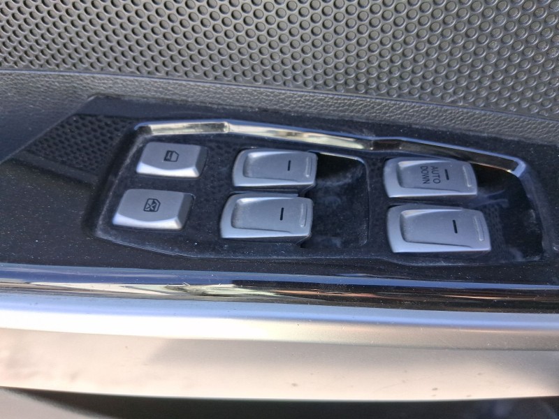 Recambio de mando elevalunas delantero izquierdo para ssangyong tivoli 1.6 xdi 160 referencia OEM IAM 8581135100 C/MANDO RETROVI