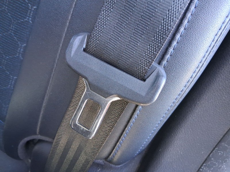 Recambio de cinturon seguridad trasero izquierdo para ssangyong tivoli 1.6 xdi 160 referencia OEM IAM 7560135000ACE  