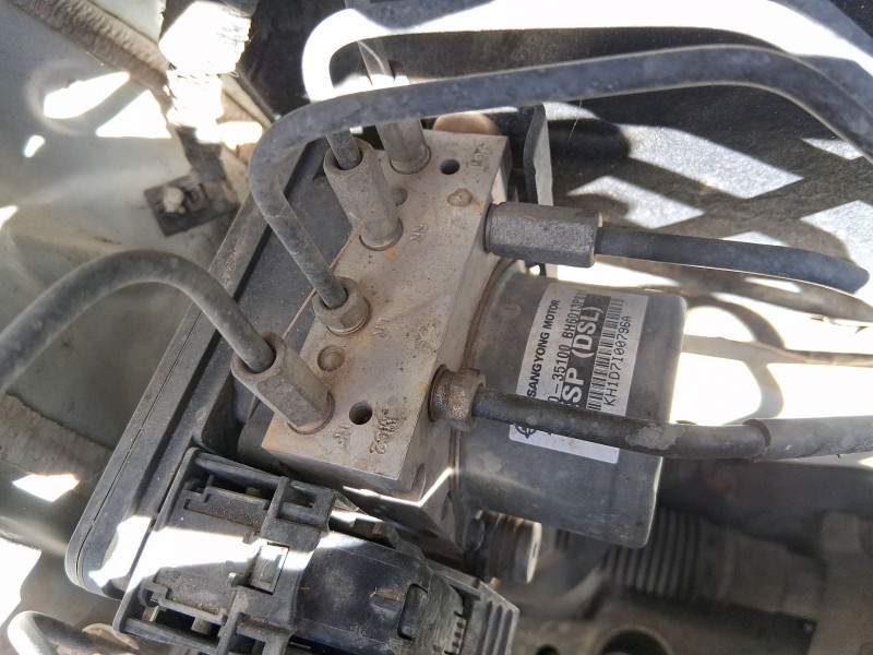 Recambio de abs para ssangyong tivoli 1.6 xdi 160 referencia OEM IAM 4891035010  