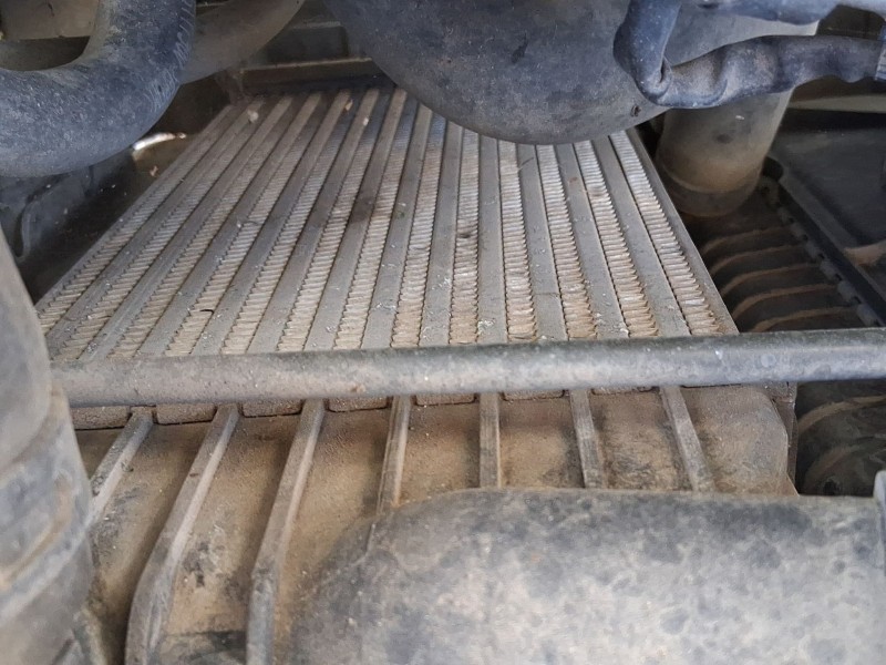 Recambio de intercooler para ssangyong tivoli 1.6 xdi 160 referencia OEM IAM 2371035600  