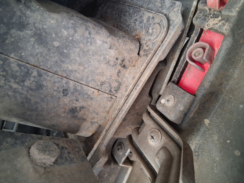 Recambio de refuerzo paragolpes trasero para ssangyong tivoli 1.6 xdi 160 referencia OEM IAM 7885A35050  