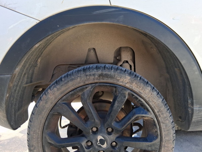 Recambio de plastico pase rueda tras. dch. para ssangyong tivoli 1.6 xdi 160 referencia OEM IAM 7974635000  