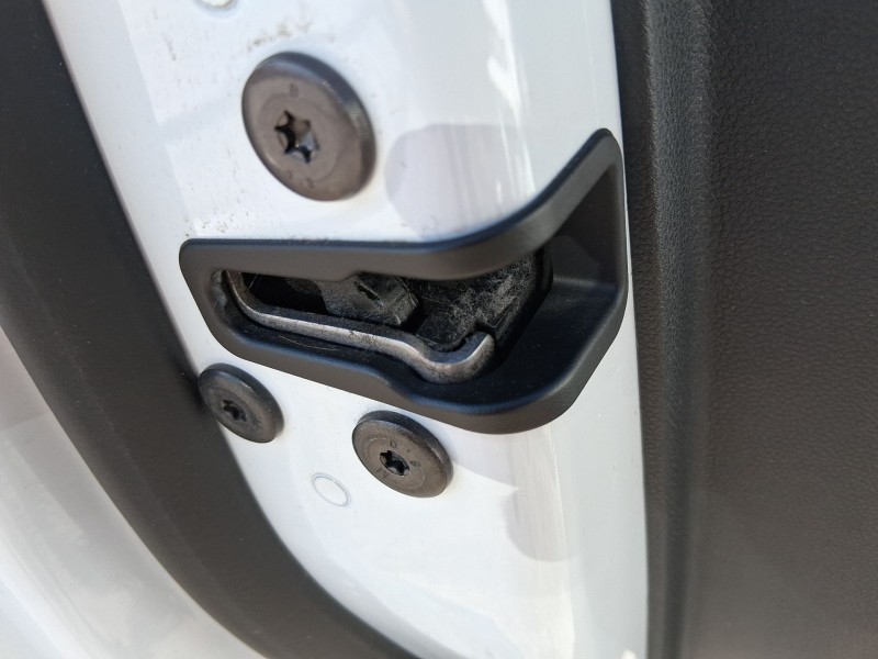 Recambio de cerradura puerta delantera izquierda para renault megane e-tech suv ev60 referencia OEM IAM 805030608R  