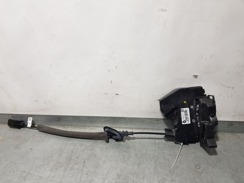 Recambio de cerradura puerta trasera izquierda para renault megane iv berlina 5p limited + referencia OEM IAM 825031733R 1694302