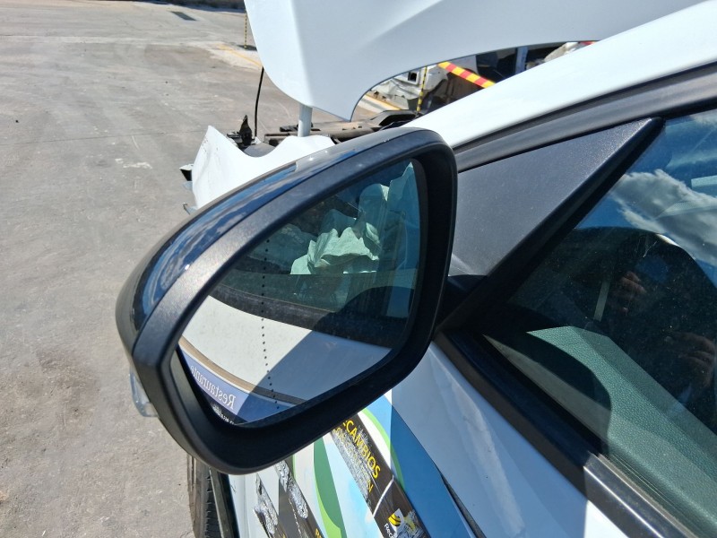 Recambio de retrovisor izquierdo para renault megane e-tech suv ev60 referencia OEM IAM 963023677R ELECTRICO 