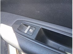 Recambio de mando elevalunas trasero derecho para renault megane e-tech suv ev60 referencia OEM IAM 254201060R  