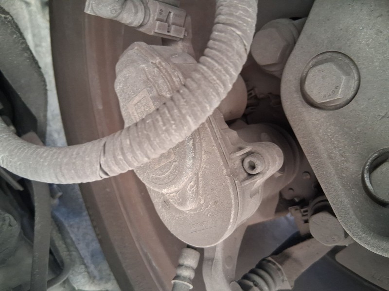 Recambio de pinza freno trasera derecha para renault megane e-tech suv ev60 referencia OEM IAM 440007170R  