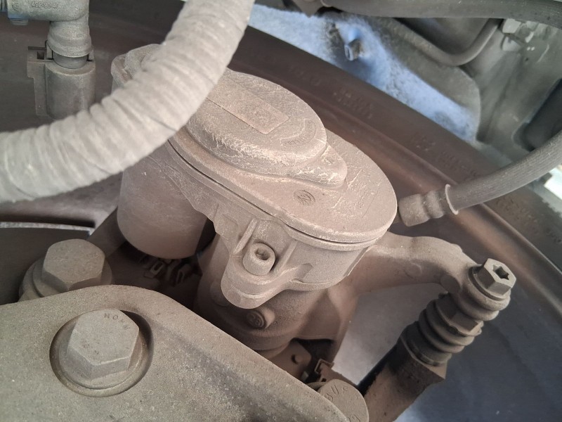 Recambio de pinza freno trasera izquierda para renault megane e-tech suv ev60 referencia OEM IAM 440005849R  