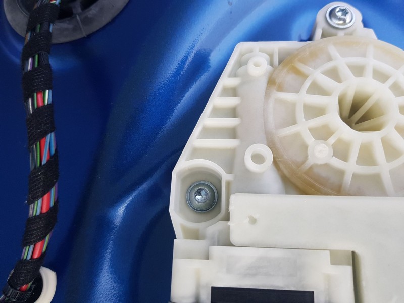 Recambio de elevalunas trasero derecho para seat toledo iv (kg3) 1.6 tdi referencia OEM IAM 5JA839462A  