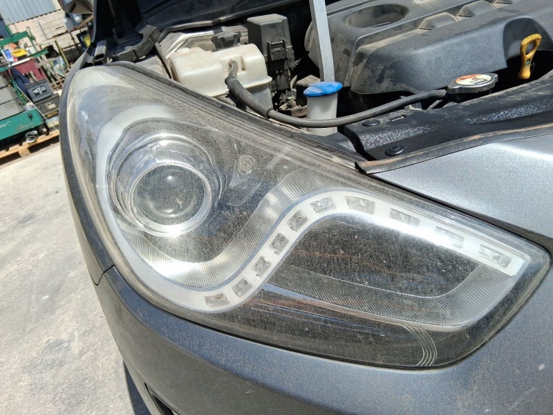 Recambio de faro derecho para hyundai i40 i (vf) 1.7 crdi referencia OEM IAM 921023Z300  