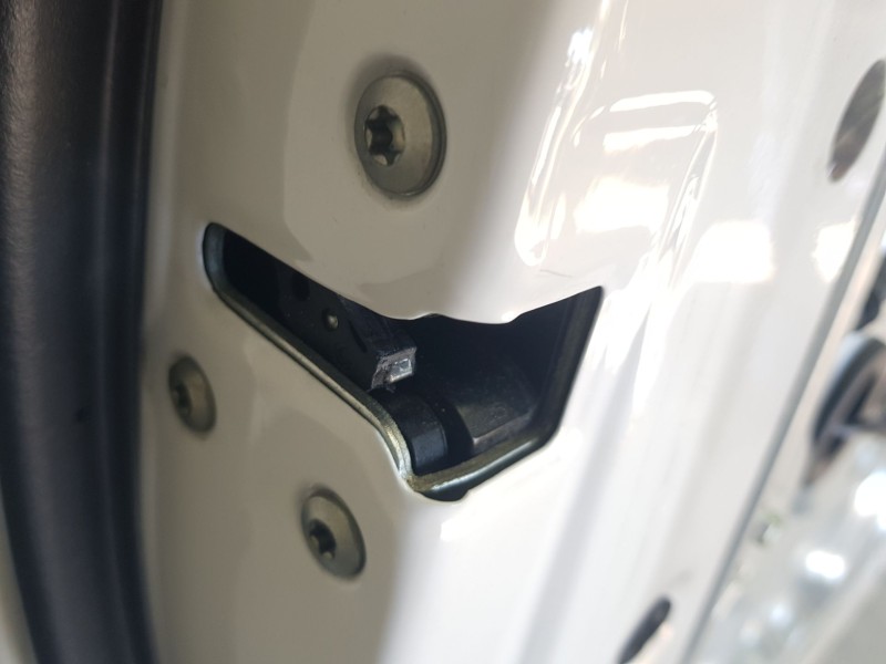 Recambio de cerradura puerta delantera izquierda para hyundai ix20 (jc) 1.6 crdi referencia OEM IAM 813101K000  