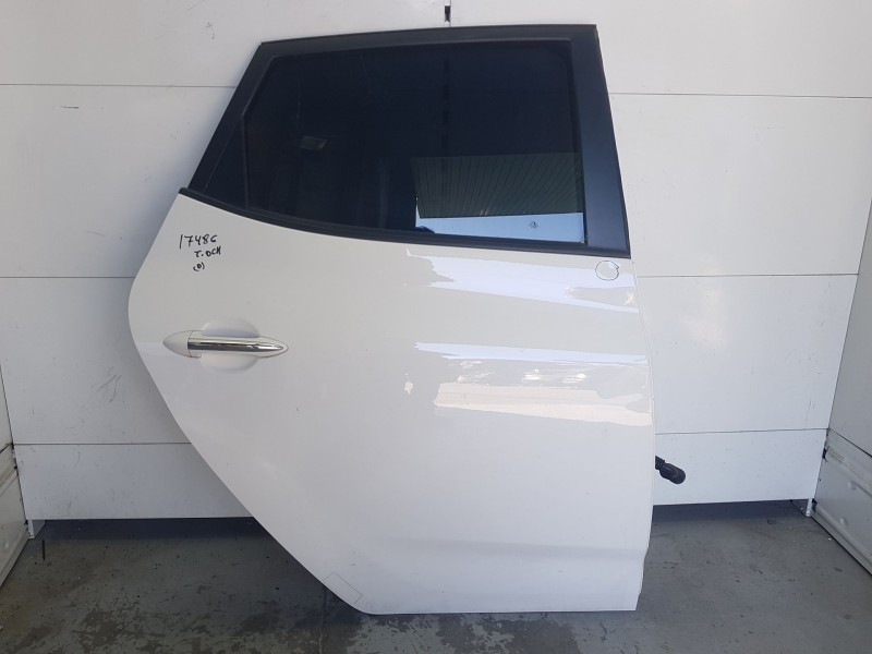 Recambio de puerta trasera derecha para hyundai ix20 (jc) 1.6 crdi referencia OEM IAM 770041K000  TOCADA