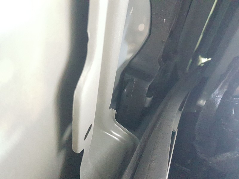 Recambio de cerradura puerta delantera derecha para mitsubishi colt 100t motion referencia OEM IAM MQ007342  