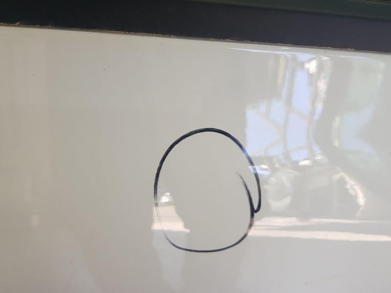 Recambio de puerta delantera derecha para mitsubishi colt 100t motion referencia OEM IAM MQ007316  TOCADA