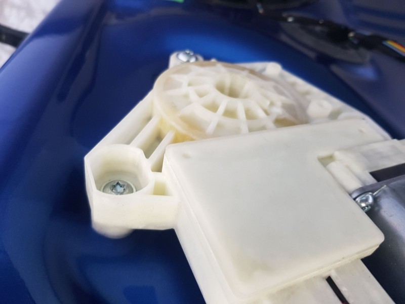 Recambio de elevalunas trasero izquierdo para seat toledo iv (kg3) 1.6 tdi referencia OEM IAM 5JA839461A  