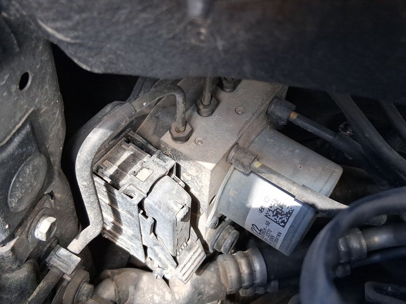 Recambio de abs para hyundai i40 i (vf) 1.7 crdi referencia OEM IAM 589203Z510  