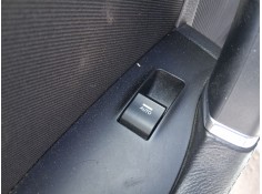 Recambio de mando elevalunas trasero izquierdo para hyundai i40 i (vf) 1.7 crdi referencia OEM IAM 935803Z0004X  