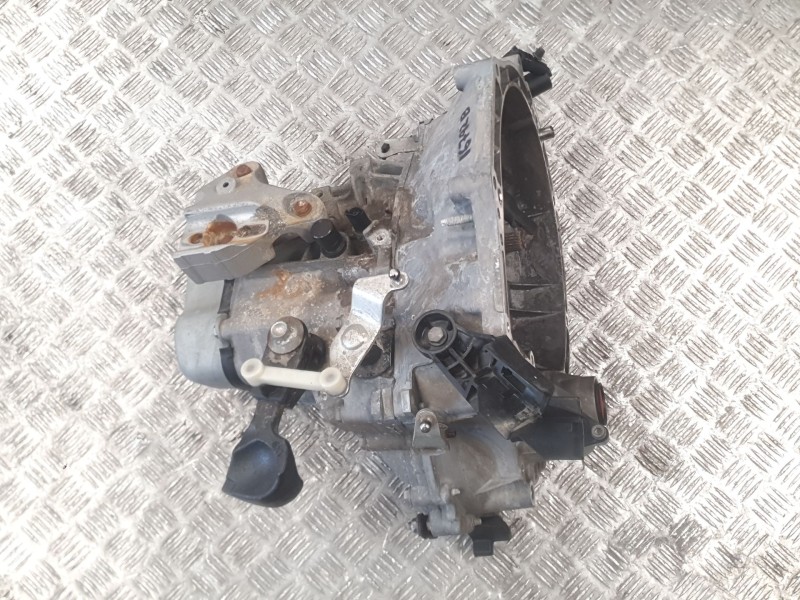 Recambio de caja cambios para peugeot 2008 i (cu_) 1.2 vti referencia OEM IAM 20CR02 10Z0749 