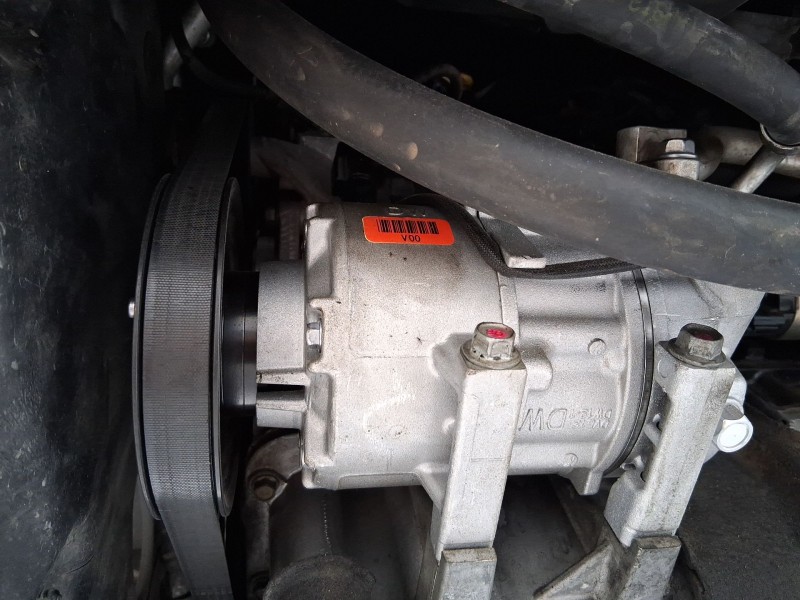 Recambio de compresor aire acondicionado para hyundai i40 i (vf) 1.7 crdi referencia OEM IAM 977013Z000  