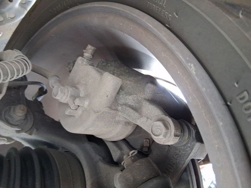 Recambio de pinza freno delantera derecha para hyundai i40 i (vf) 1.7 crdi referencia OEM IAM 581303Z160  