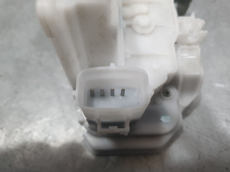 Recambio de cerradura puerta trasera derecha para fiat tipo hatchback (356_, 357_) 1.4 (356hxa1b) referencia OEM IAM 519876030  