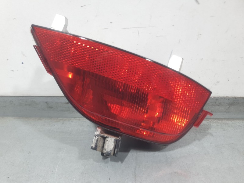 Recambio de piloto trasero derecho paragolpes para dacia sandero iii 1.0 tce 90 referencia OEM IAM 0339000  