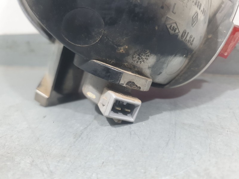 Recambio de piloto trasero izquierdo paragolpes para dacia sandero iii 1.0 tce 90 referencia OEM IAM 0338900  