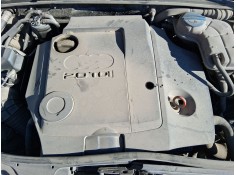 Recambio de tapa motor para audi a4 b7 (8ec) 2.0 tdi 16v referencia OEM IAM 03G103925AS  