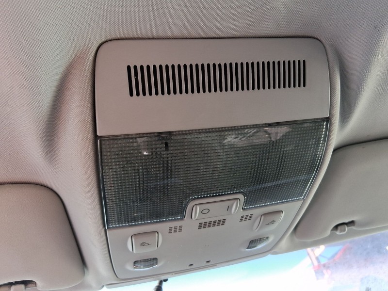 Recambio de luz interior para audi a4 b7 (8ec) 2.0 tdi 16v referencia OEM IAM 8E0947135D9NQ  